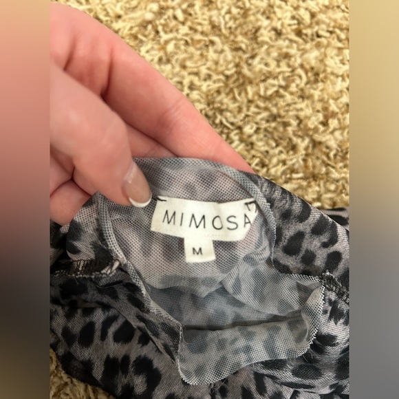 Sheer cropped shirt - Picture 2 of 2